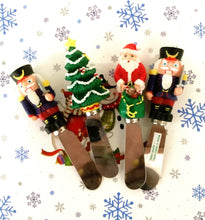 Load image into Gallery viewer, Treasures by Tawanna Holiday Resin Handle Cheese Spreader Set - Vintage Santa & Nutcracker Decor