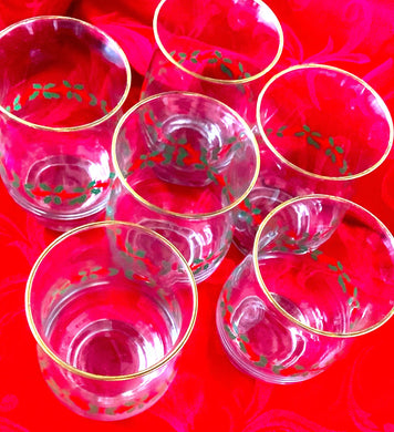 Treasures by Tawanna Pre-loved Holly Berry Painted Stemless Wine Goblets, Set of 6