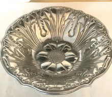 Load image into Gallery viewer, Wilton Pewter Serving Bowl.