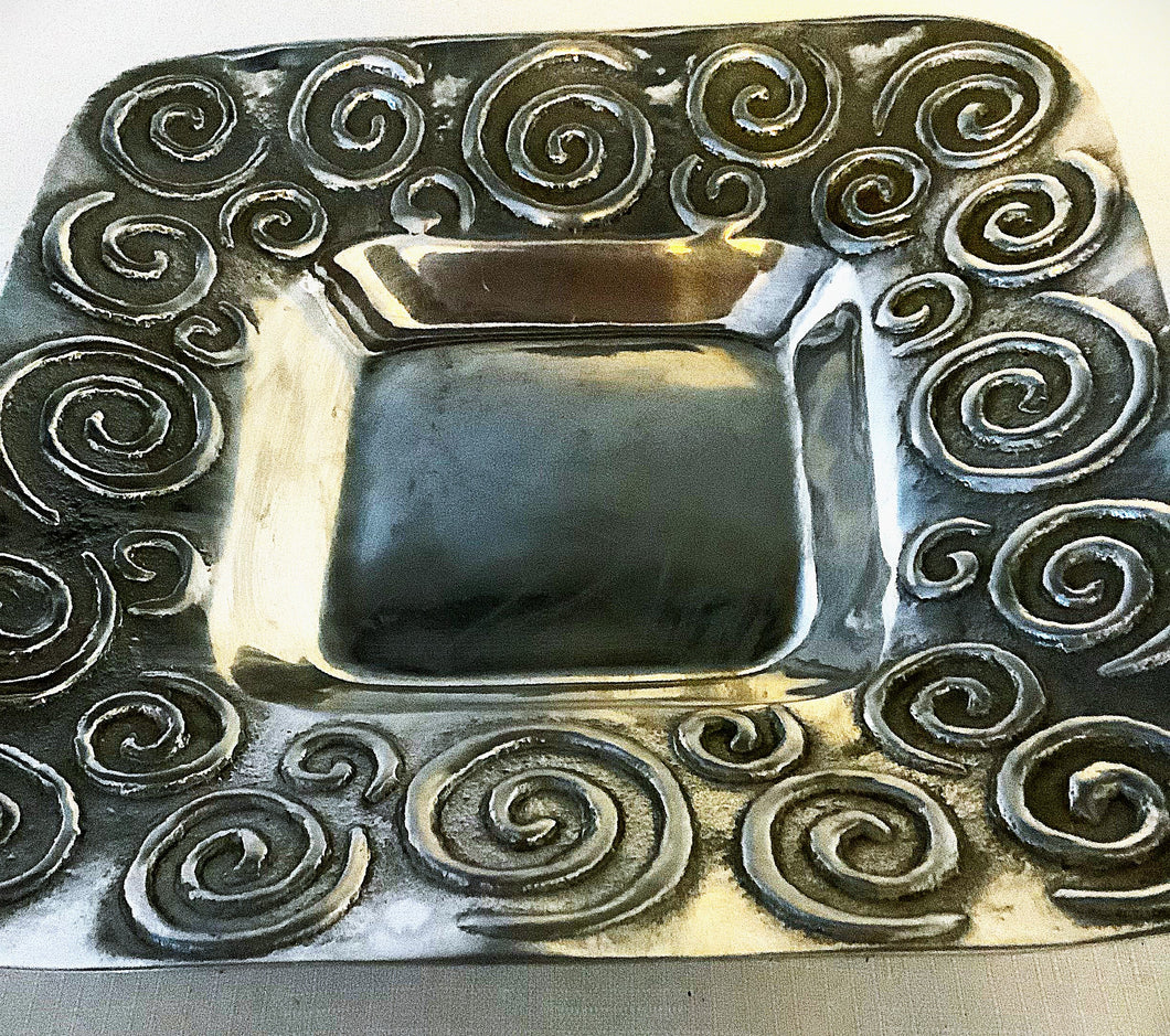 Metal/Pewter Small Bowl