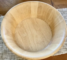 Load image into Gallery viewer, Wooden Salad Bowl Set