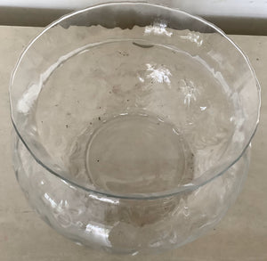 Clear glass bowl.