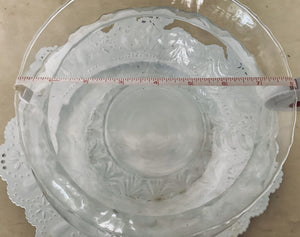 Clear glass bowl.