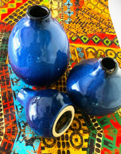 Load image into Gallery viewer, Cobalt Blue Mini Vases (3)