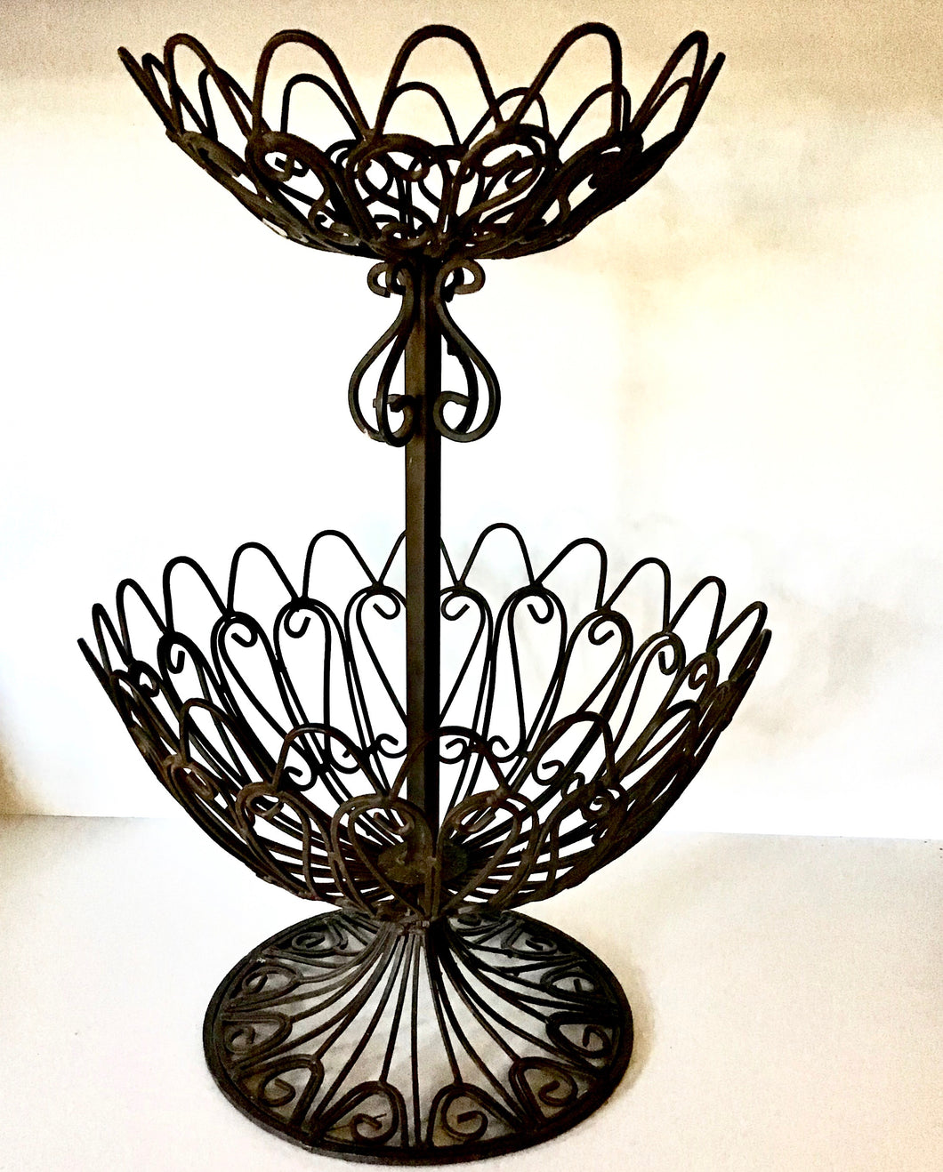 Black Wrought Iron Gourmet Countertop Basket